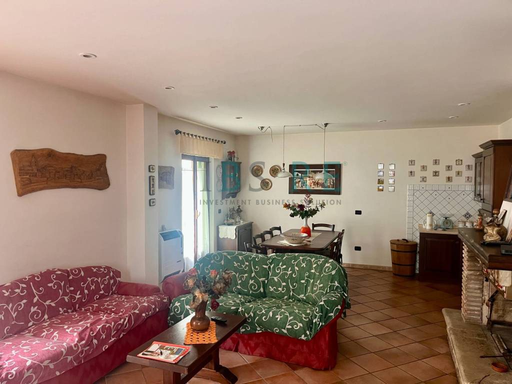 Villa a Leonessa in via del lavatoio - Foto 4