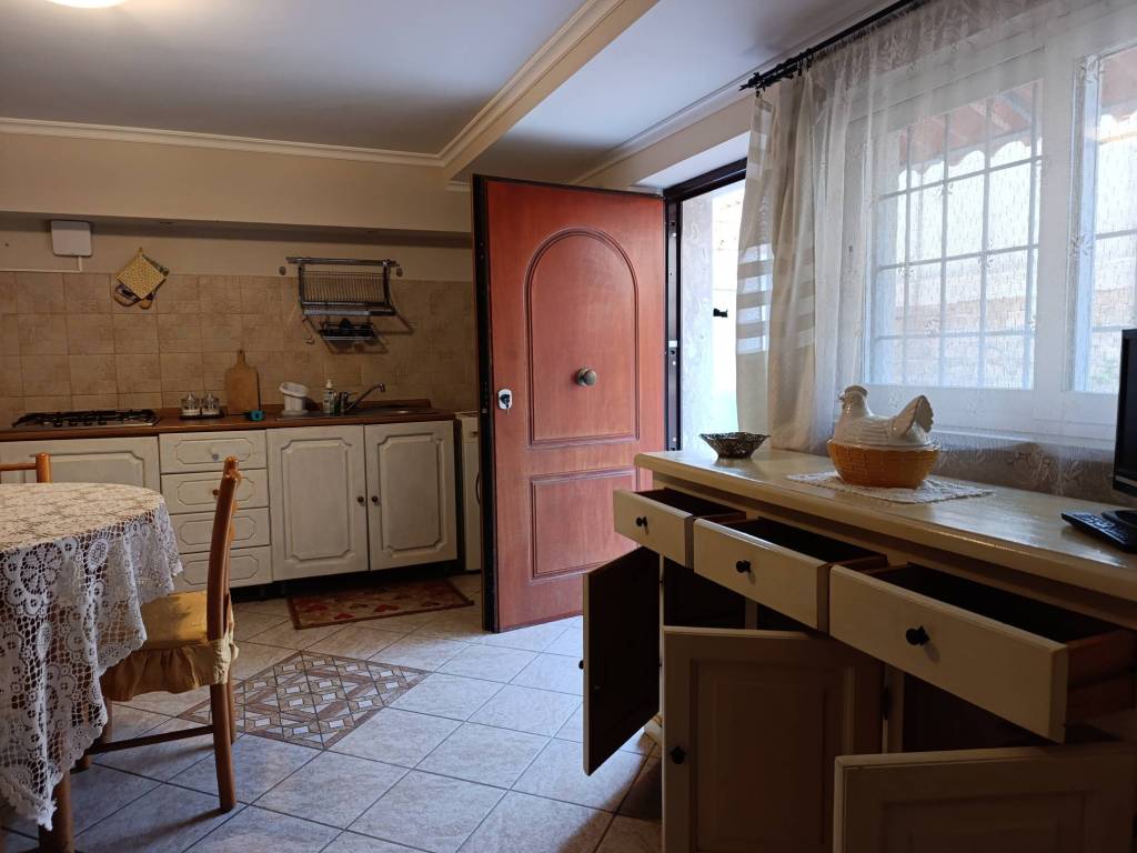 Appartamento a Nettuno in Via Lago Maggiore - Foto 2