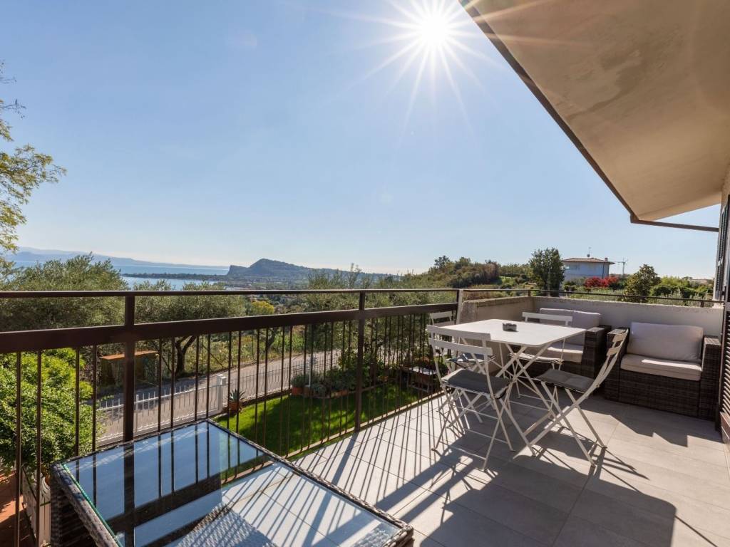 Appartamento a Manerba del garda in Via Case Sparse Serraglie - Foto 3