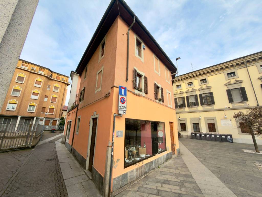 Casa indipendente a Novara in Vicolo Canonica, 2 - Foto 2