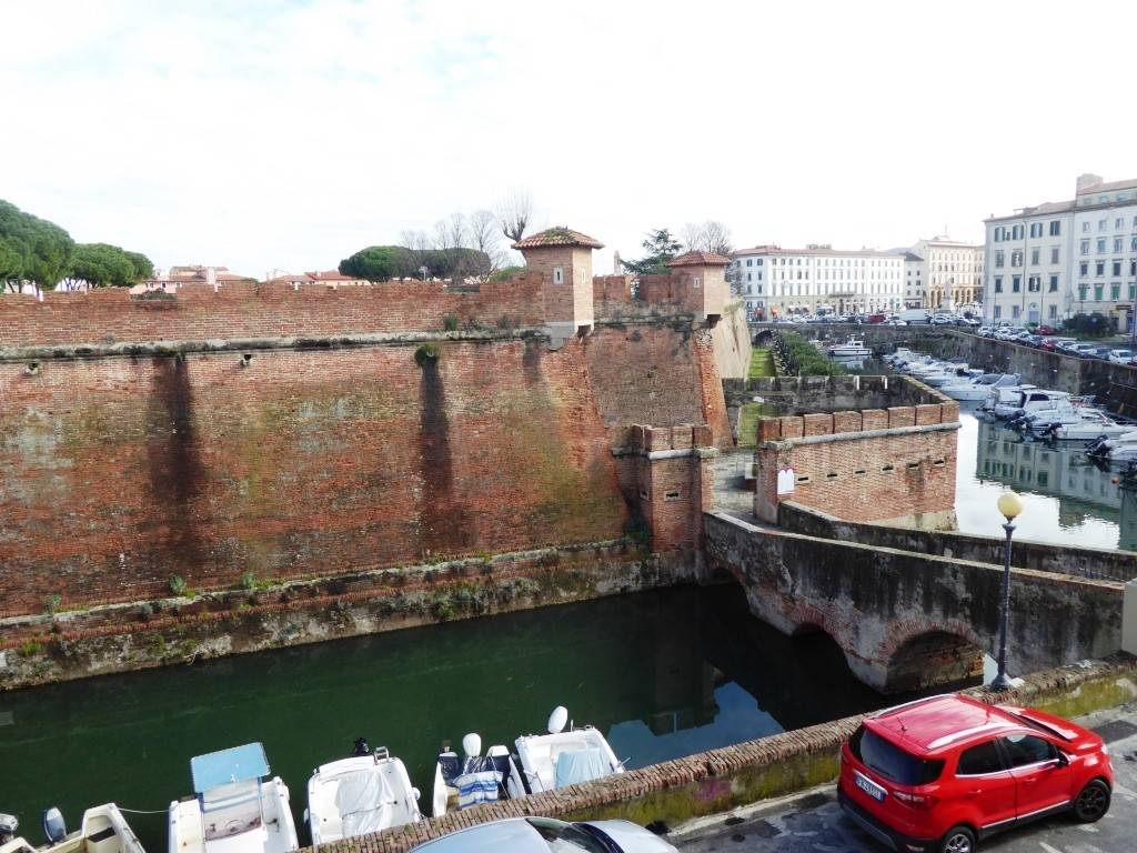 Palazzo / stabile a Livorno in Scali delle Pietre - Foto 2