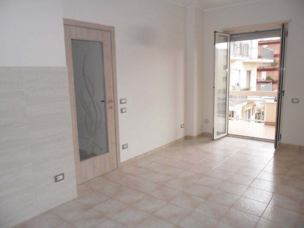 Appartamento a Formia in Largo Enrico Berlinguer - Foto 2