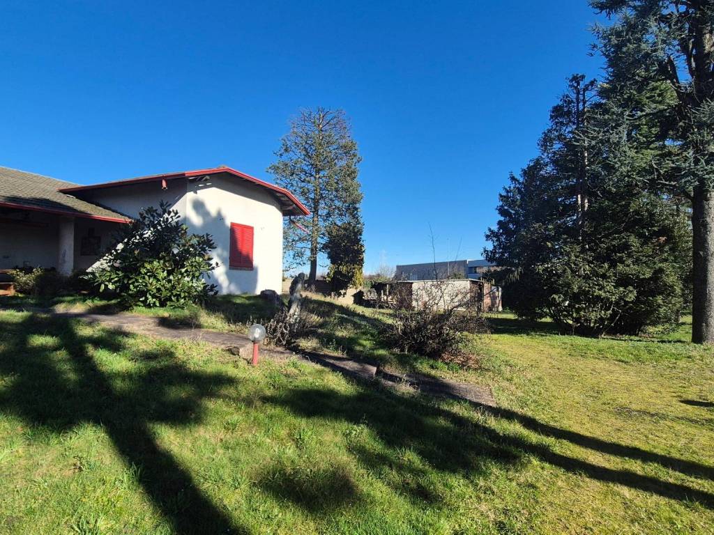 Villa a Busto garolfo in Via dei Mille, 31 - Foto 2