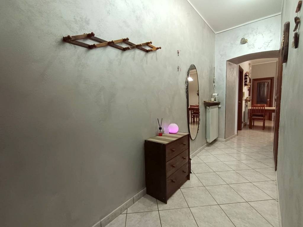 Appartamento a Pinerolo in Via Trieste, 9 - Foto 2