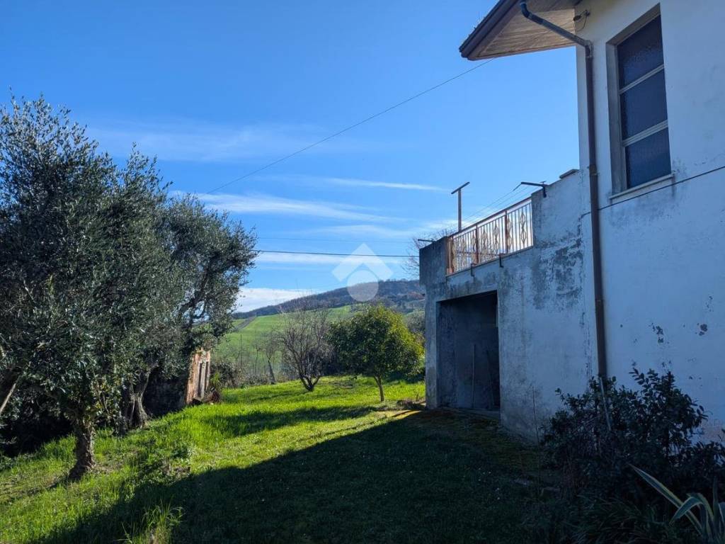 Casa indipendente a Gemmano in Via Provinciale Onferno, 87 - Foto 2