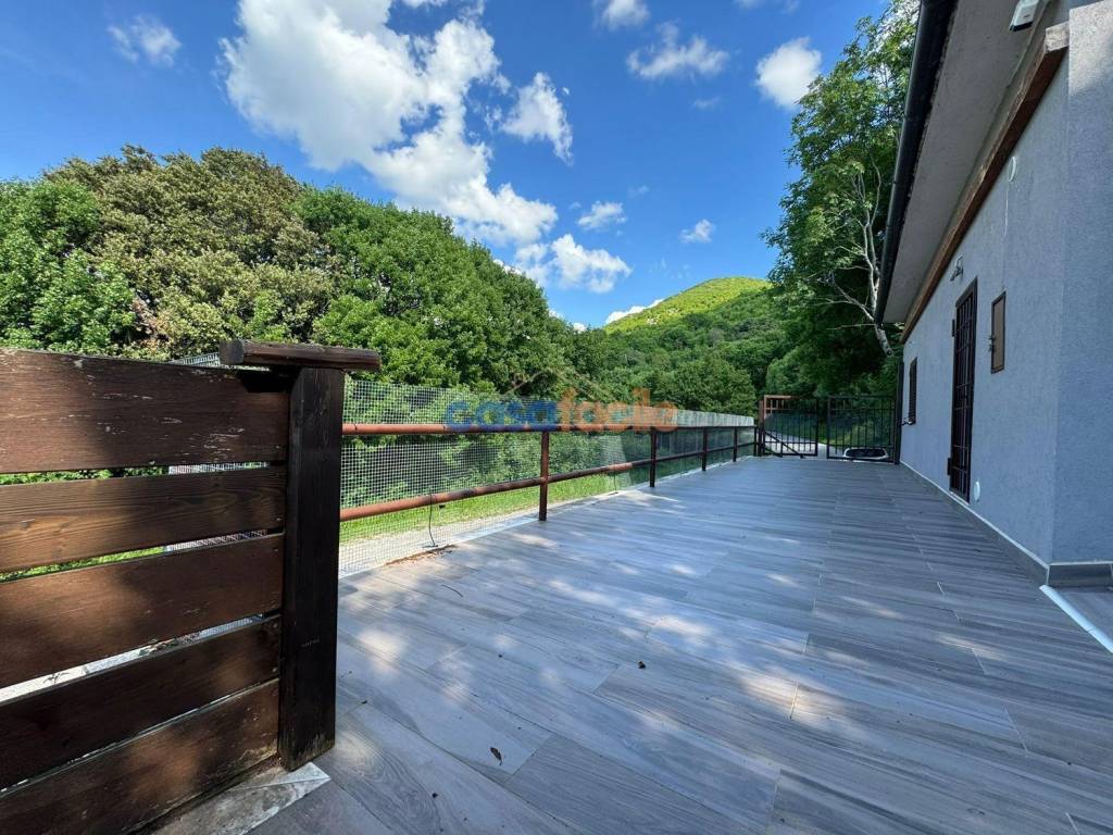 Casa indipendente a Stroncone in Provinciale dei Prati di Stroncone - Foto 2