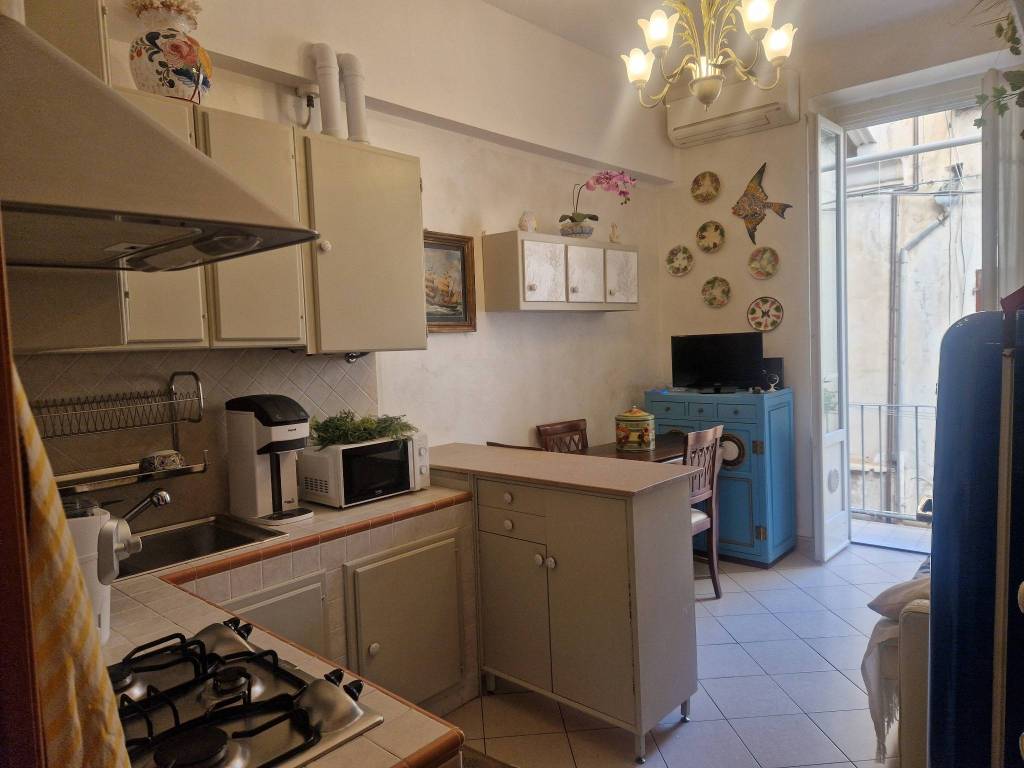 Appartamento a Pietra ligure in Via Andrea Basadonne - Foto 2