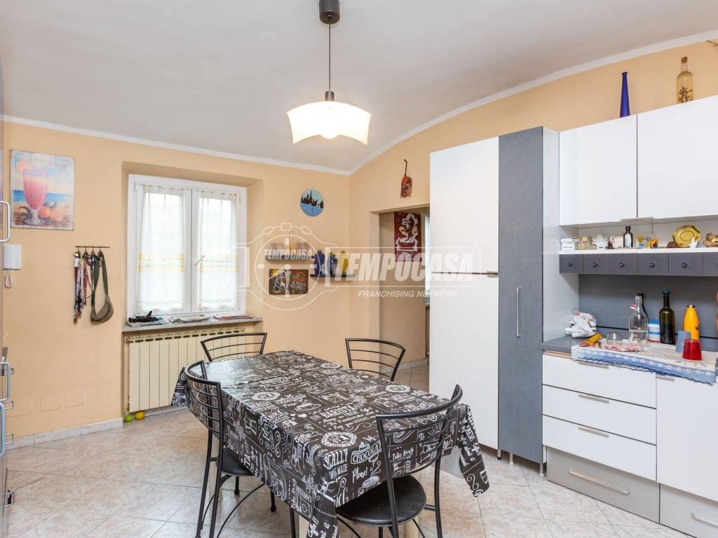 Appartamento a Collegno in Via Alpignano - Foto 2