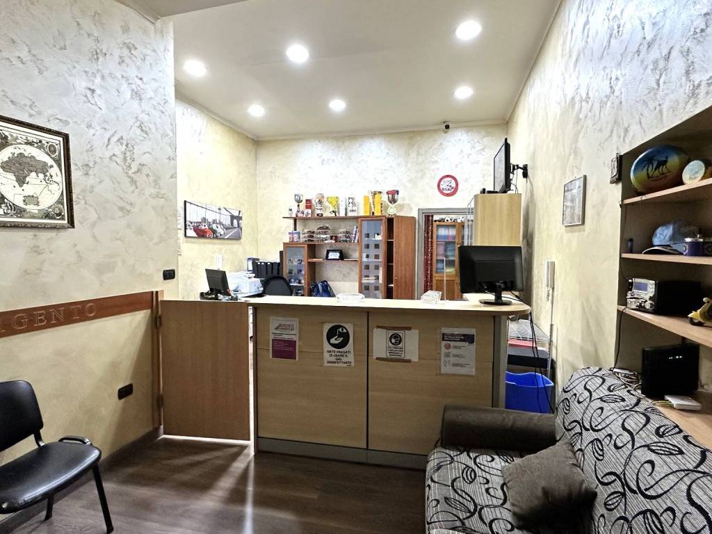 Appartamento a Casoria in Via Nazionale delle Puglie, 68 - Foto 2