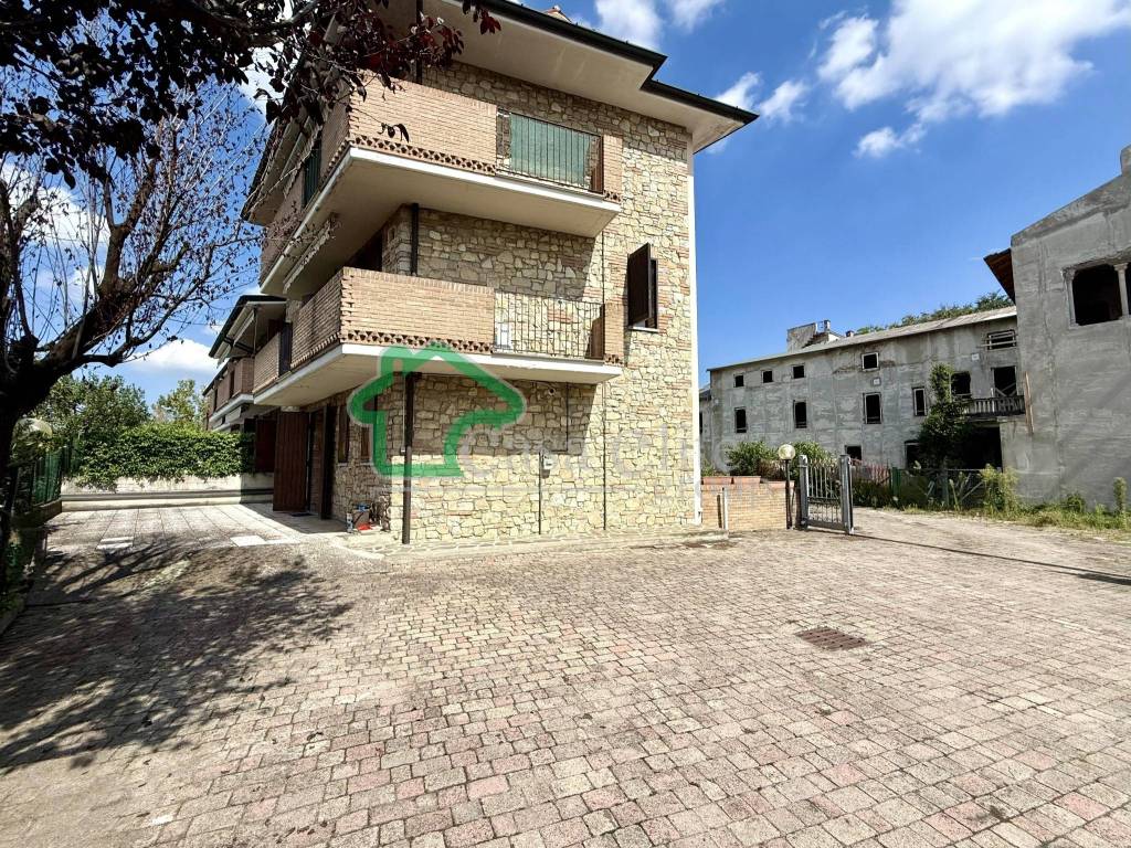 Villa a Lodi in Via Lodi Vecchio - Foto 2
