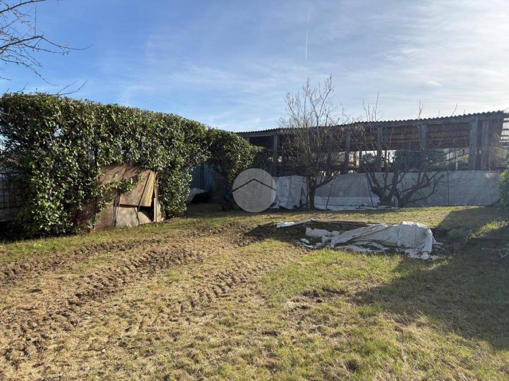 Terreno a Seregno in Via enrico de nicola, 20 - Foto 3