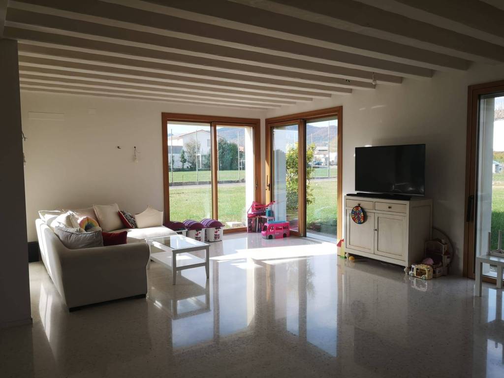 Villa a Crocetta del montello in Via Feltrina - Foto 3