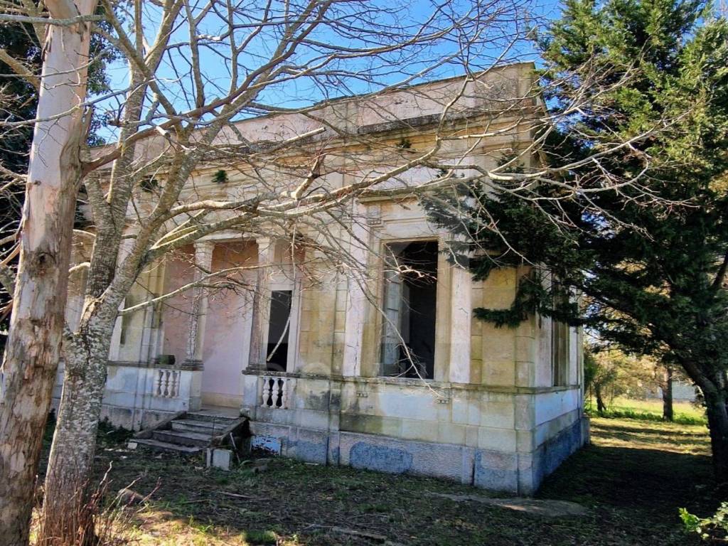 Villa a Cutrofiano in Strada Provinciale Collepasso Noha - Foto 5