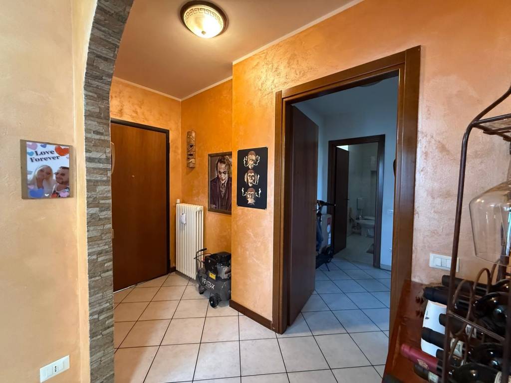 Appartamento a Lurate caccivio in Via Varesina - Foto 3