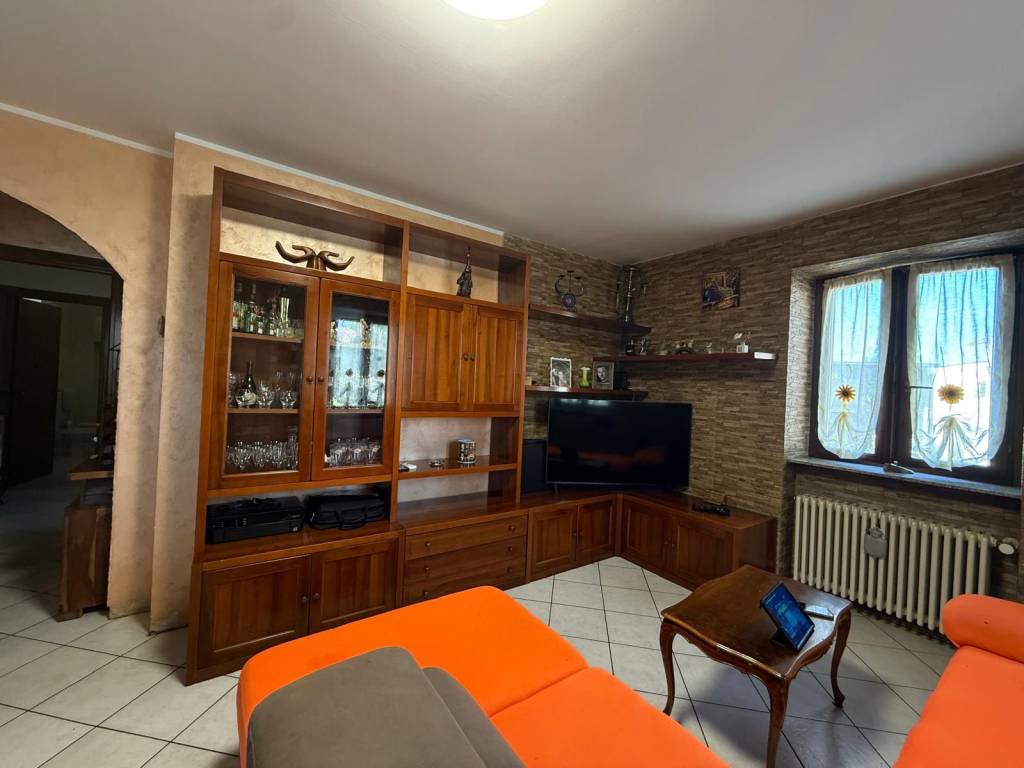 Appartamento a Lurate caccivio in Via Varesina - Foto 4