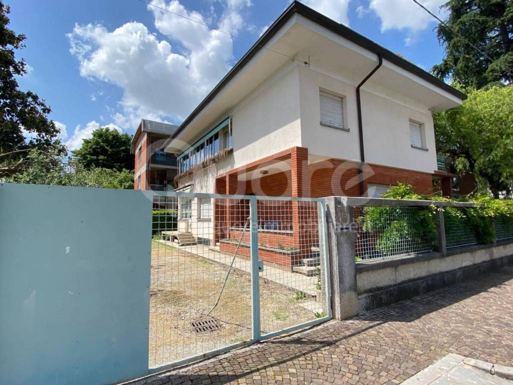 Villa a Udine in VIA MONTE HERMADA - Foto 2