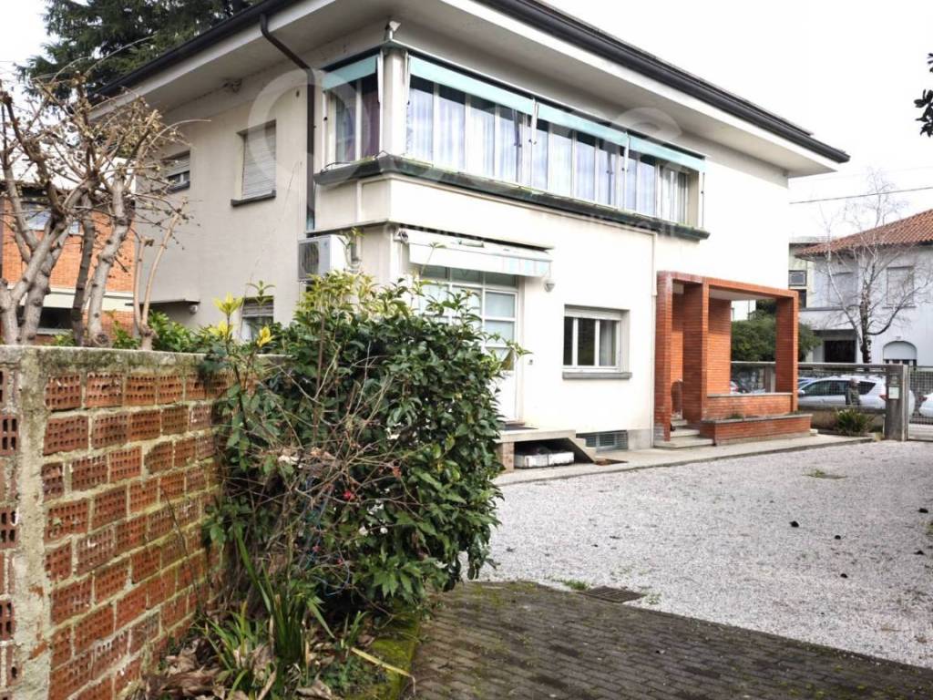 Villa a Udine in VIA MONTE HERMADA - Foto 4