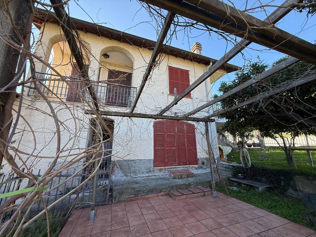 Villetta a schiera a Toirano in Via Poggio, 6 - Foto 2