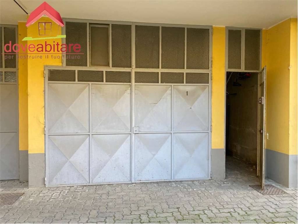 Box / garage a Pinerolo in VIA CAPRILLI, 0 - Foto 2