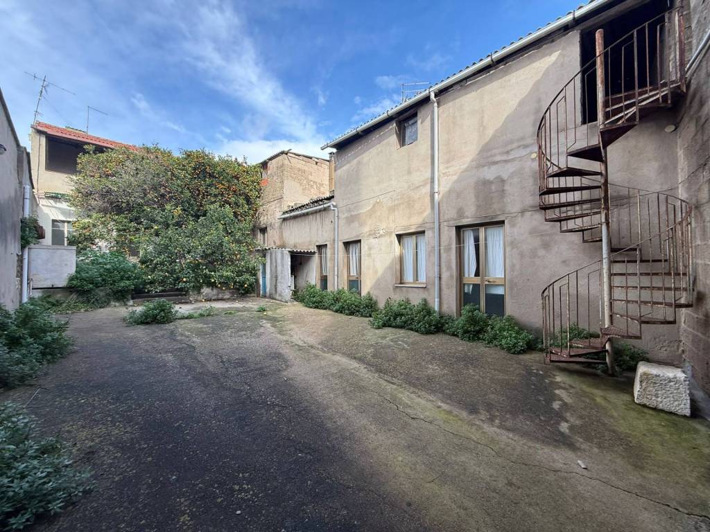 Casa indipendente a Selargius in Via Crimea - Foto 2