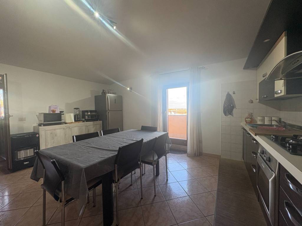 Appartamento a Fiumicino in Via dei nautili - Foto 5