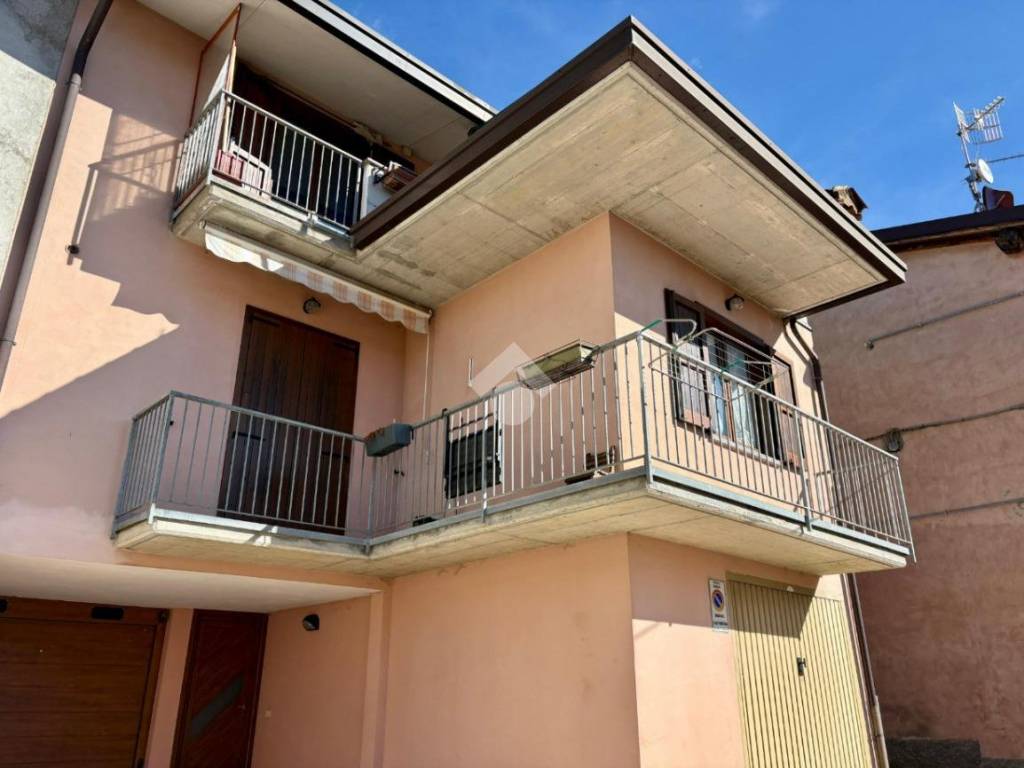 Appartamento a Casnigo in Via Bettinello, 5 - Foto 3