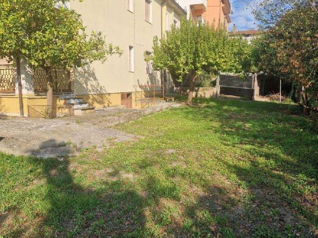 Villa a Ponte in Via Fontana Vecchia - Foto 2