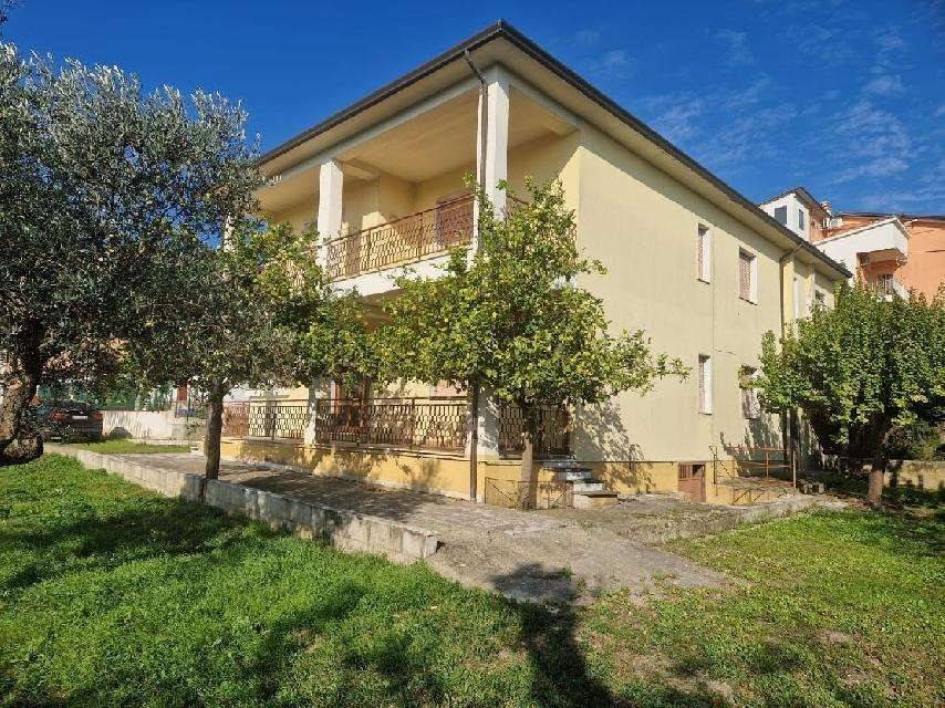 Villa a Ponte in Via Fontana Vecchia - Foto 3