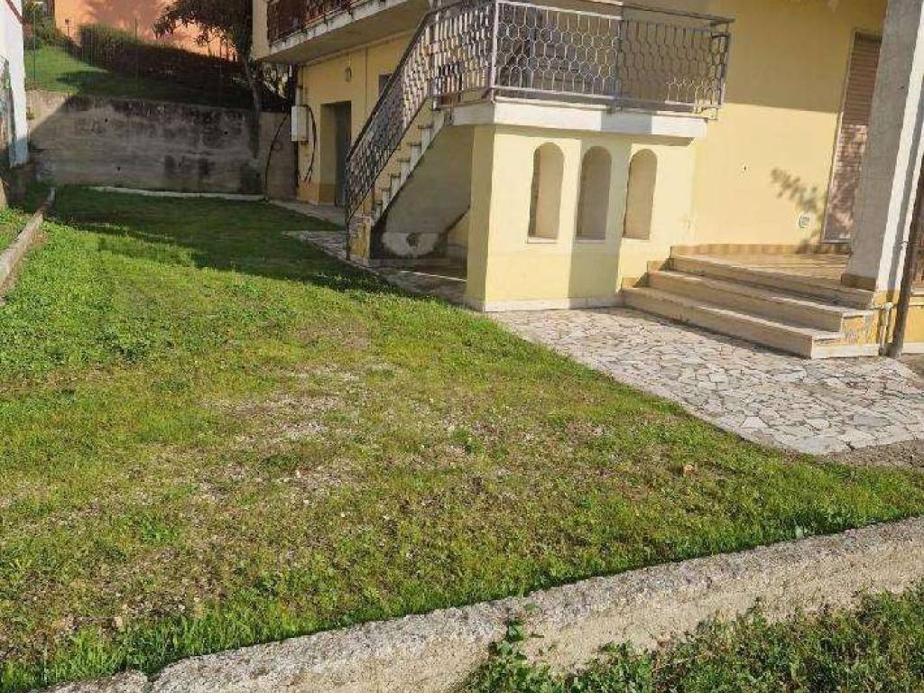 Villa a Ponte in Via Fontana Vecchia - Foto 4