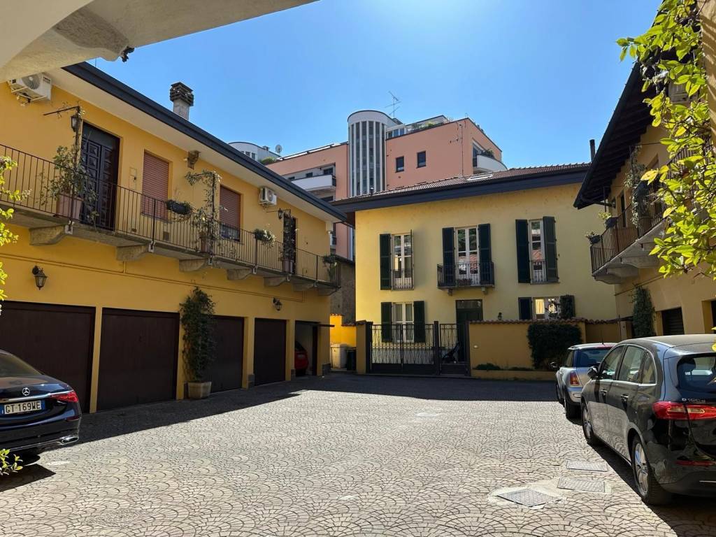 Appartamento a Legnano in Corso Giuseppe Garibaldi, 109 - Foto 2