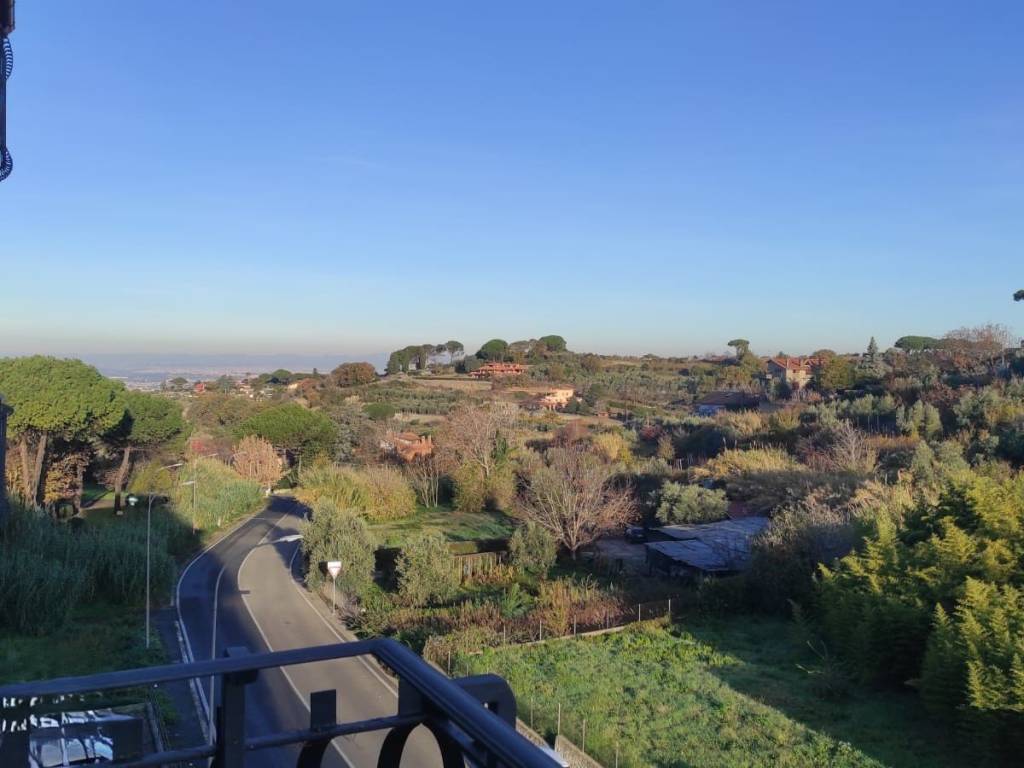 Appartamento a Marino in Via Franco Armati - Foto 4