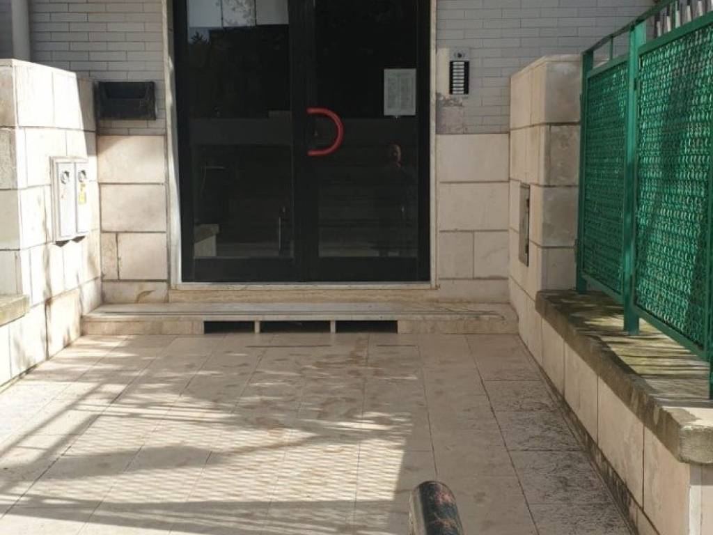 Appartamento a Bari in Via Conte Girolamo Giusso - Foto 2