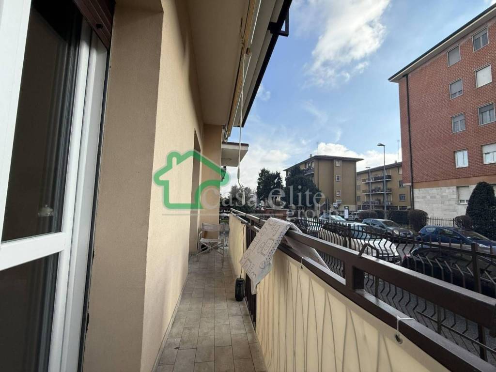 Appartamento a Lodi in Via Lago di Garda - Foto 5