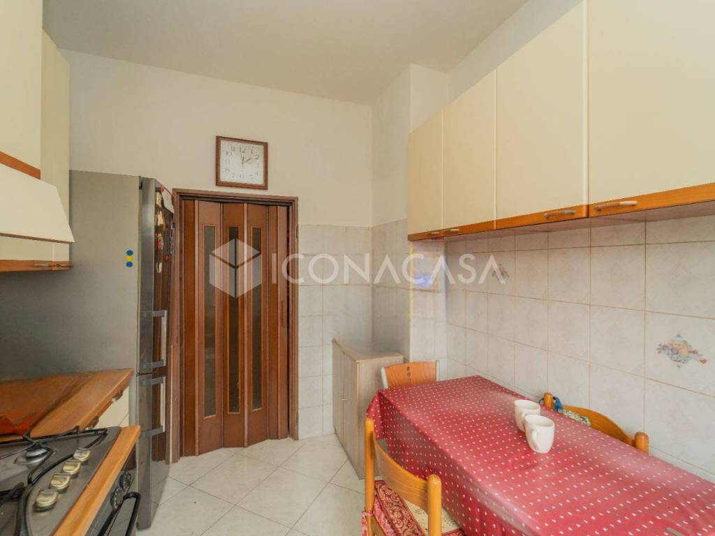 Appartamento a Parabiago in Via Francesco Petrarca, 34 - Foto 5