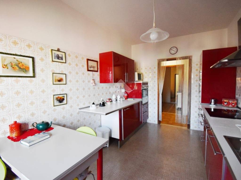 Appartamento a Ivrea in Via chiapussone, 1 - Foto 3