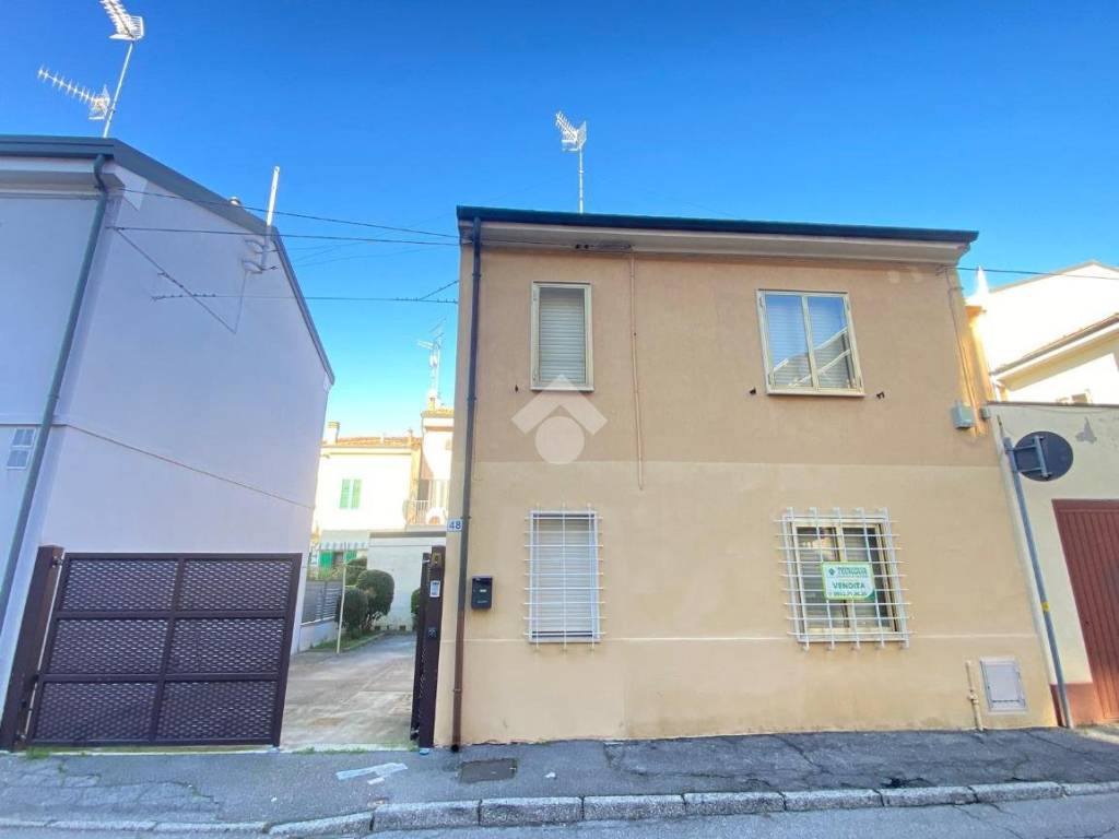 Casa indipendente a Ferrara in Via Compagnoni, 48 - Foto 2