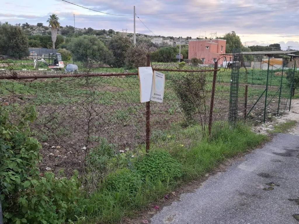 Terreno a Siracusa in Via Per Floridia No Number - Foto 5