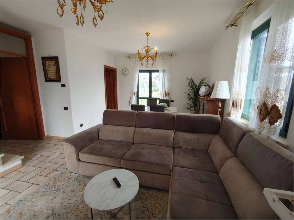 Appartamento a Gualdo cattaneo - Foto 2