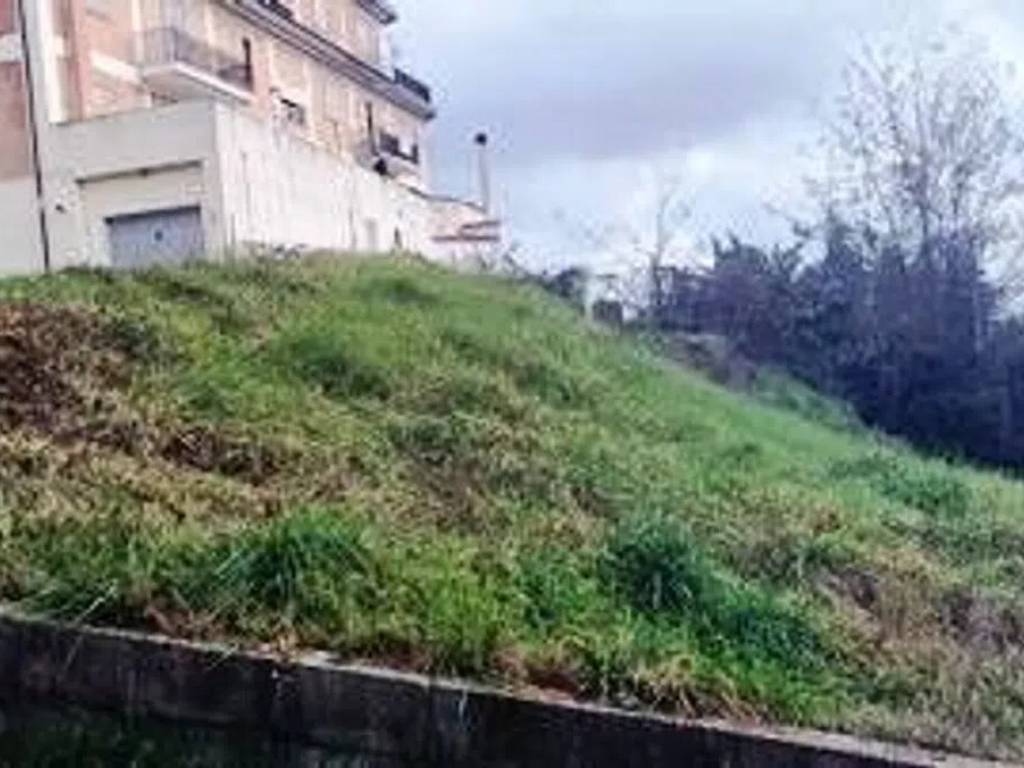 Terreno a Ariano irpino in Corso Vittorio Emanuele - Foto 2