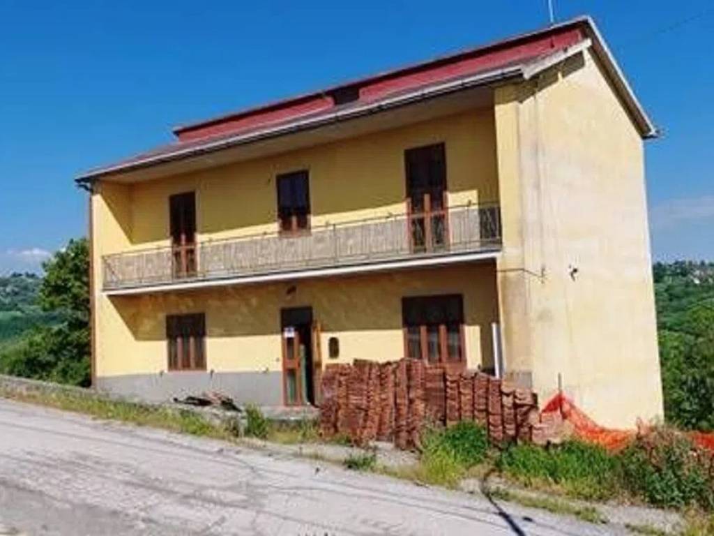 Villa a Ariano irpino in Strada Senza Nome - Foto 2