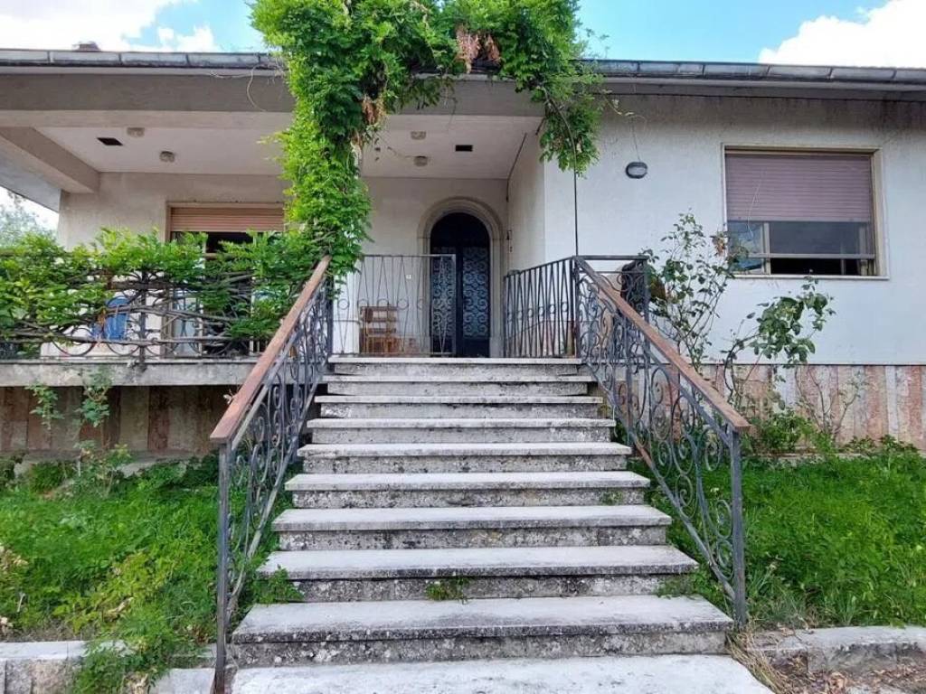 Villa a Ariano irpino in Strada Senza Nome - Foto 4