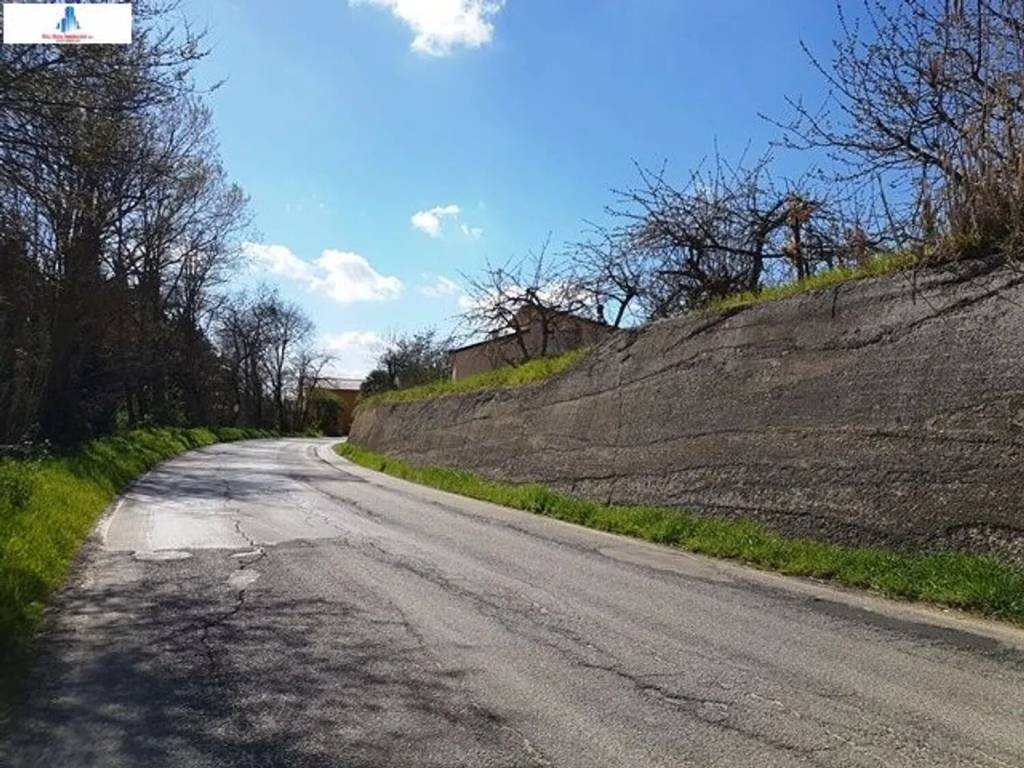 Villa a Montecalvo irpino in Via San Antonio - Foto 4