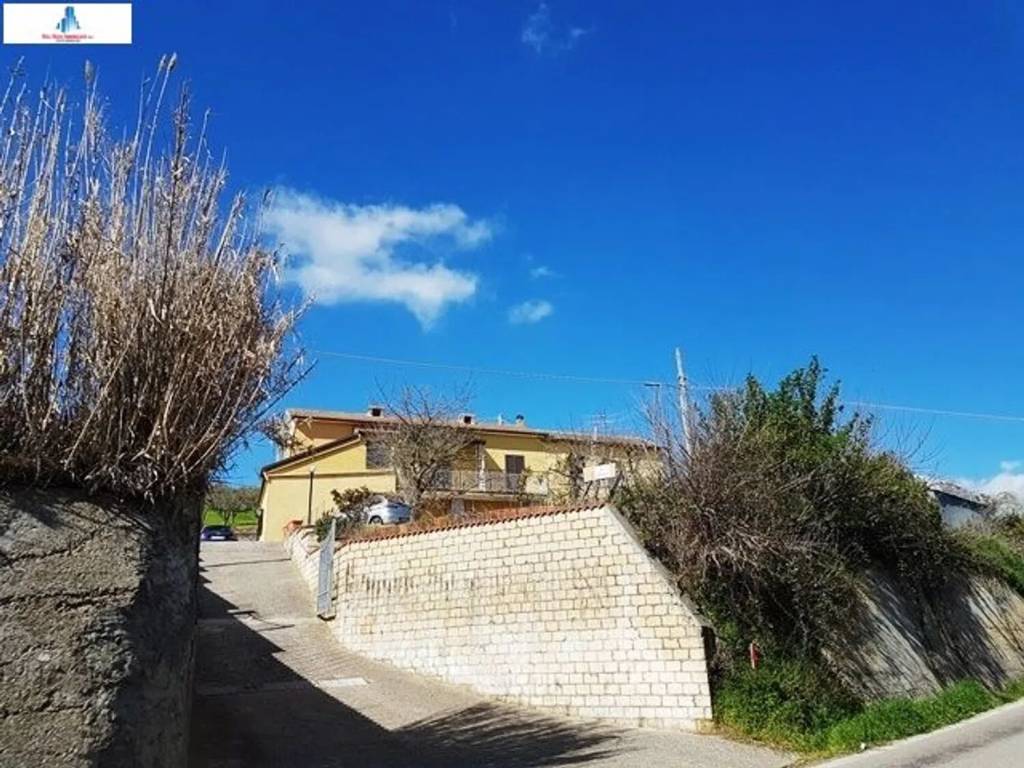 Villa a Montecalvo irpino in Via San Antonio - Foto 5