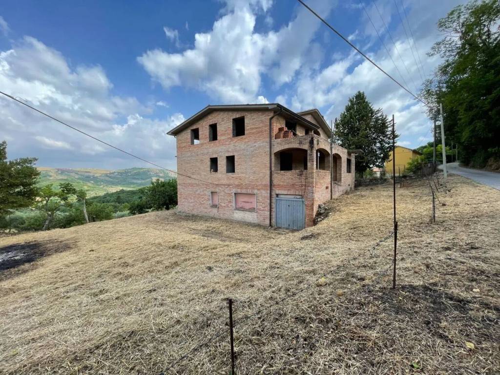 Villa a Ariano irpino in Strada Senza Nome - Foto 2