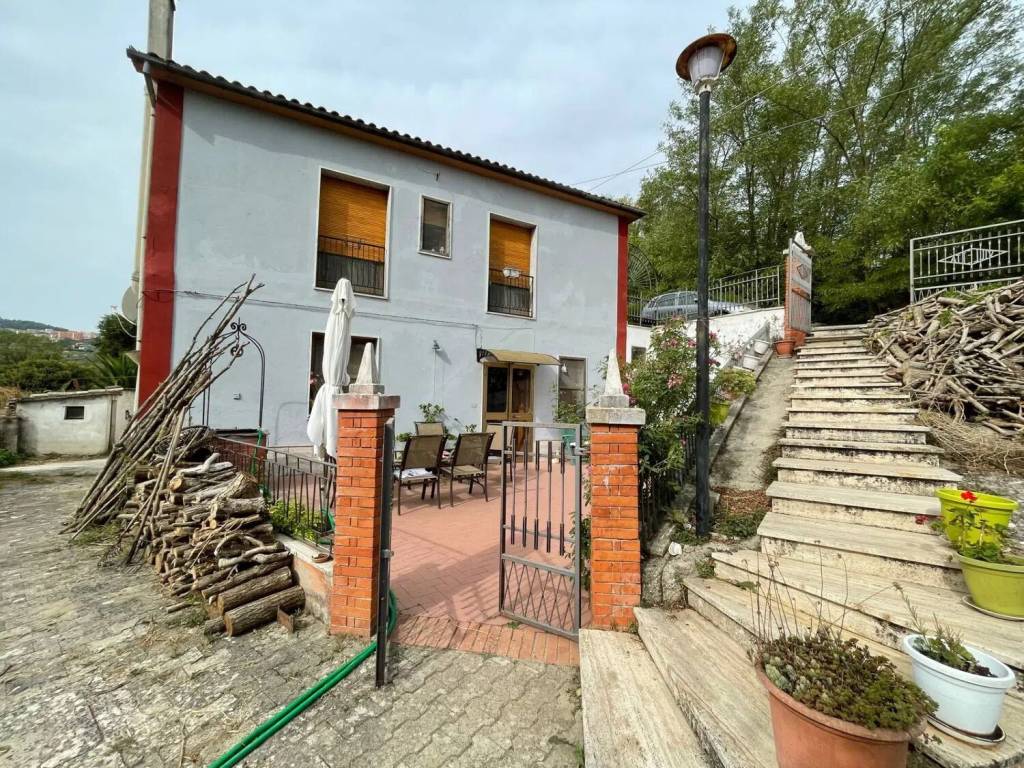 Villa a Ariano irpino in Contrada Patierno - Foto 2