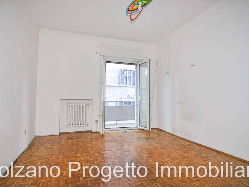 Appartamento a Bolzano in Via Brennero, 3 - Foto 2