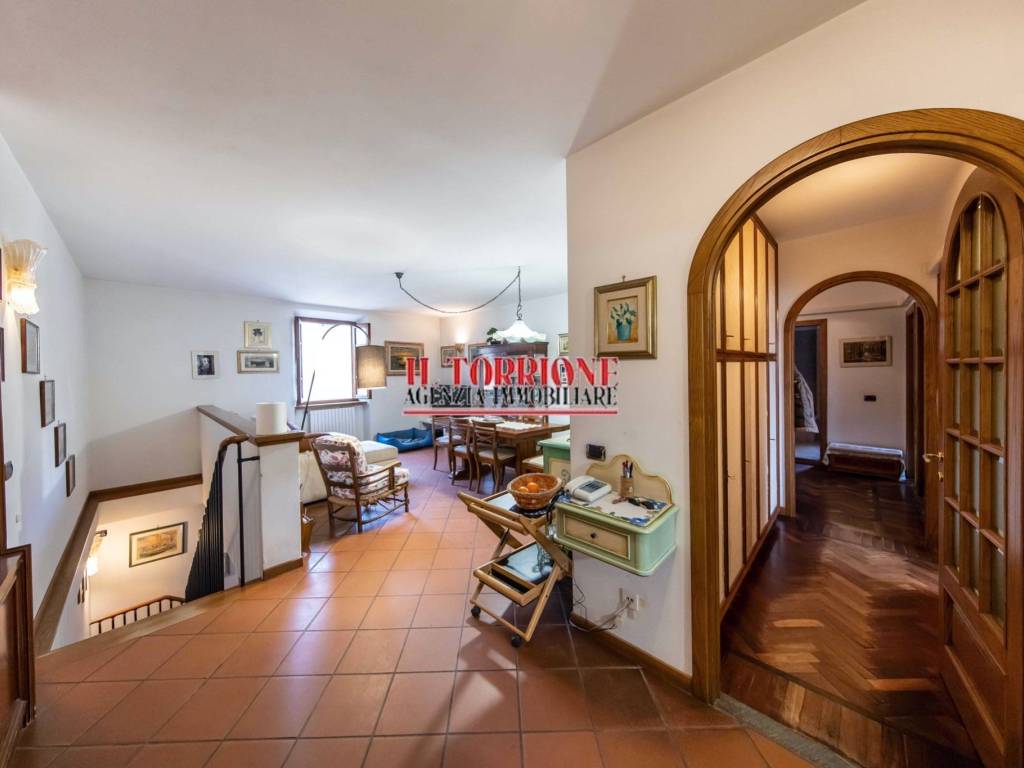 Appartamento a Pescia in Viale Giuseppe Garibaldi - Foto 4