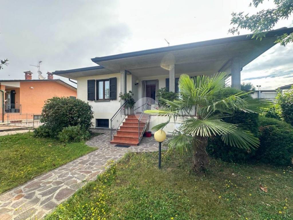 Villa a Trenzano in Via Aquoforta - Foto 2