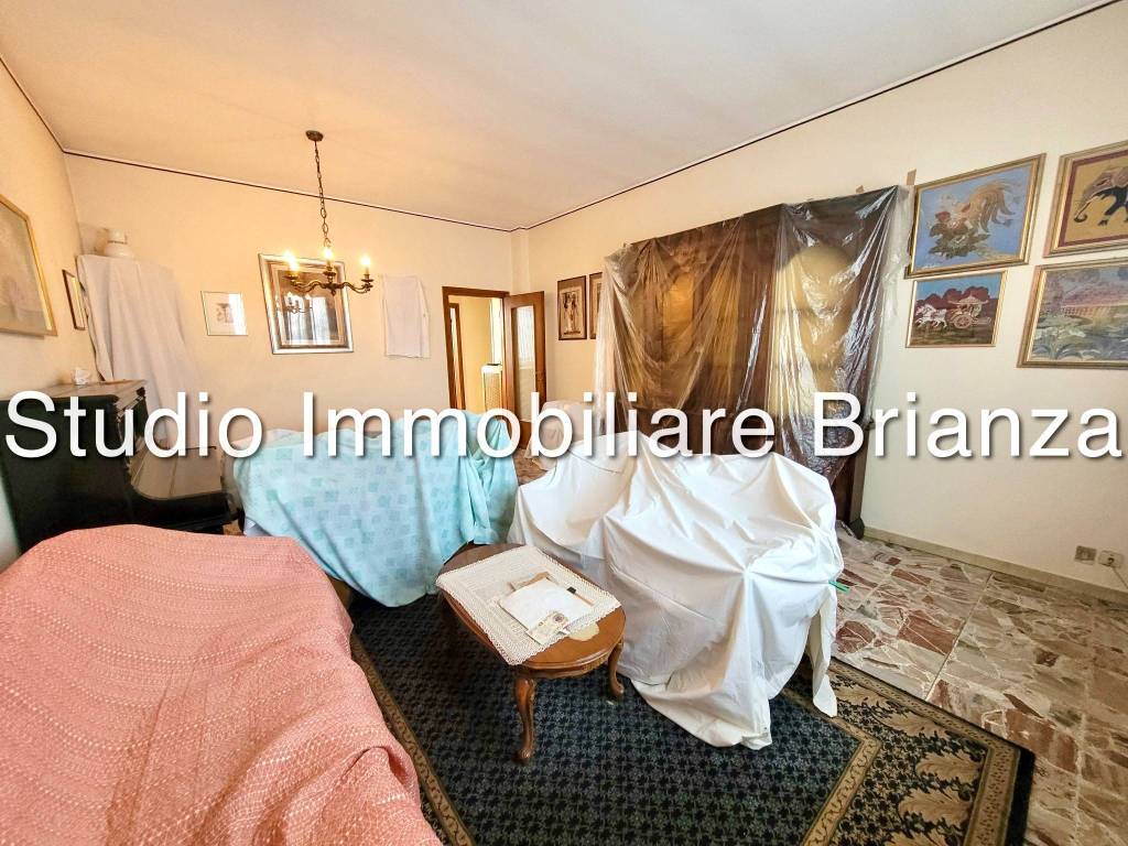 Villa a Carate brianza in Via Augusto Cesana - Foto 5