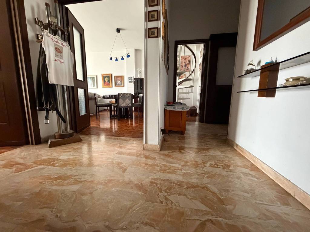 Appartamento a Piossasco in Via Cristoforo Colombo - Foto 3